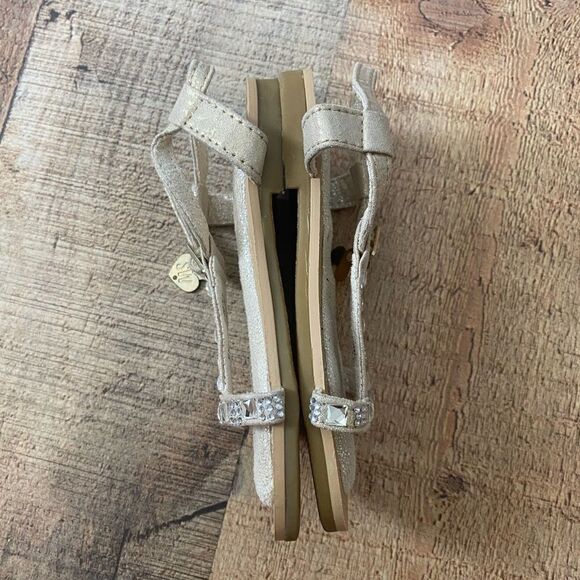 STUART WEITZMAN
Girls' Crystal Suede Sandals - Picture 5 of 10